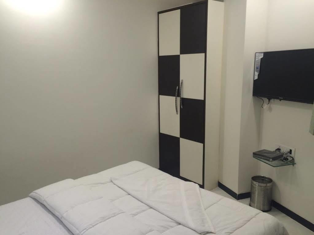 Hotel O Blue Pearl Residency Near Chhatrapati Shivaji International Airport Bombay Esterno foto